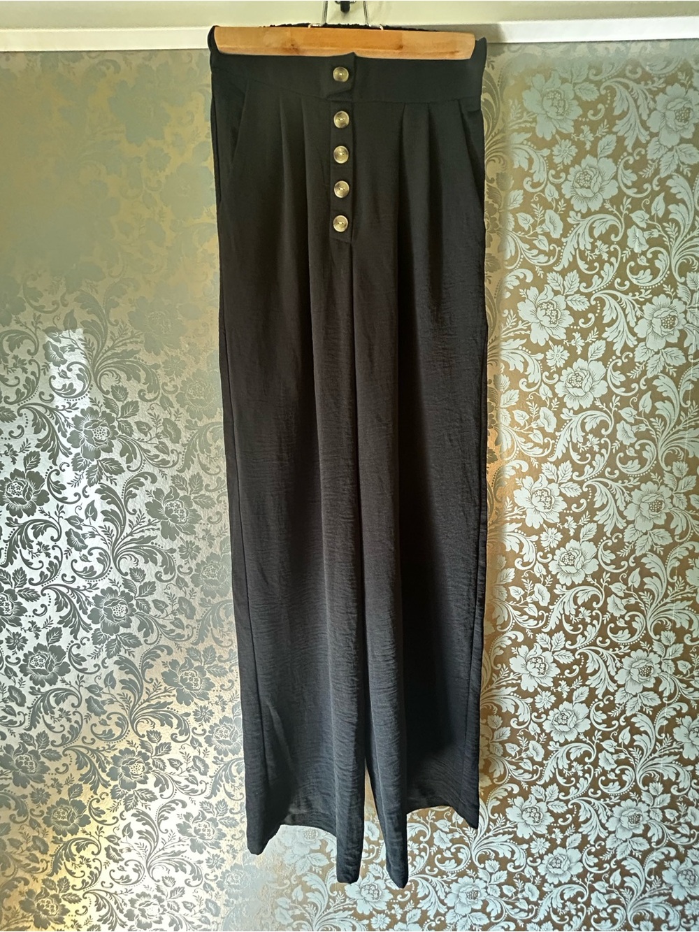 Monteau Los Angeles Black High Waisted Wide Leg Button Front Pants Size Small